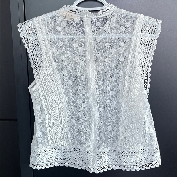 Rebellion White Lace Top - Picture 4 of 5